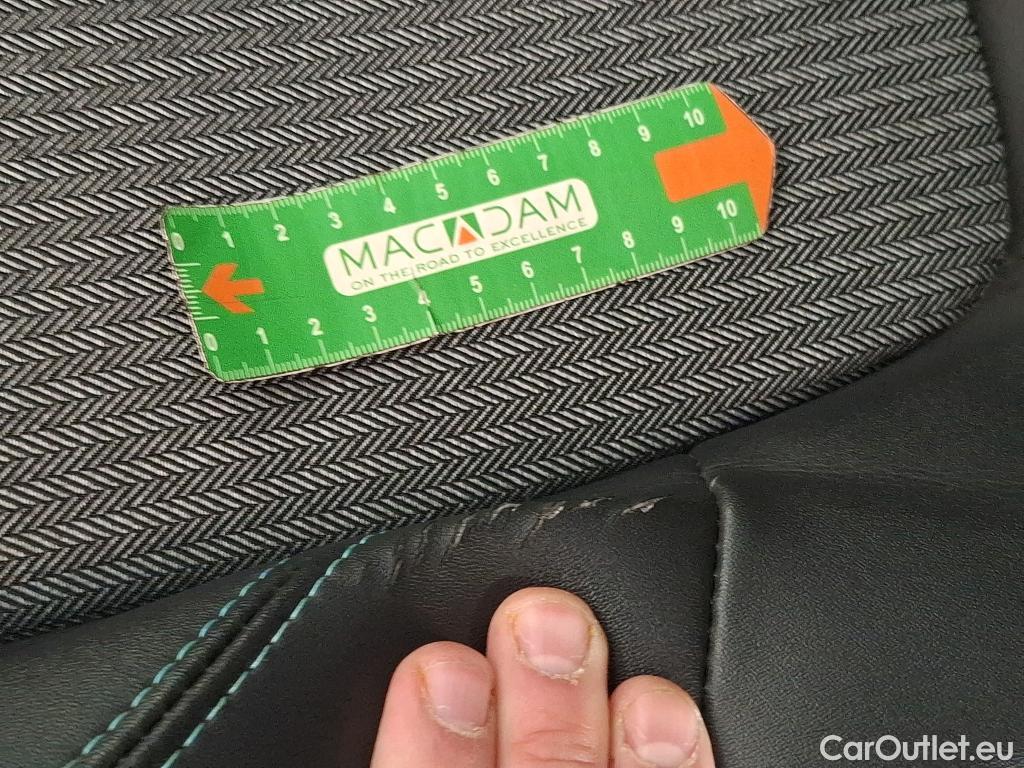  Peugeot  3008  II Allure 1.2 PureTech 130CV BVA8 E6d #12