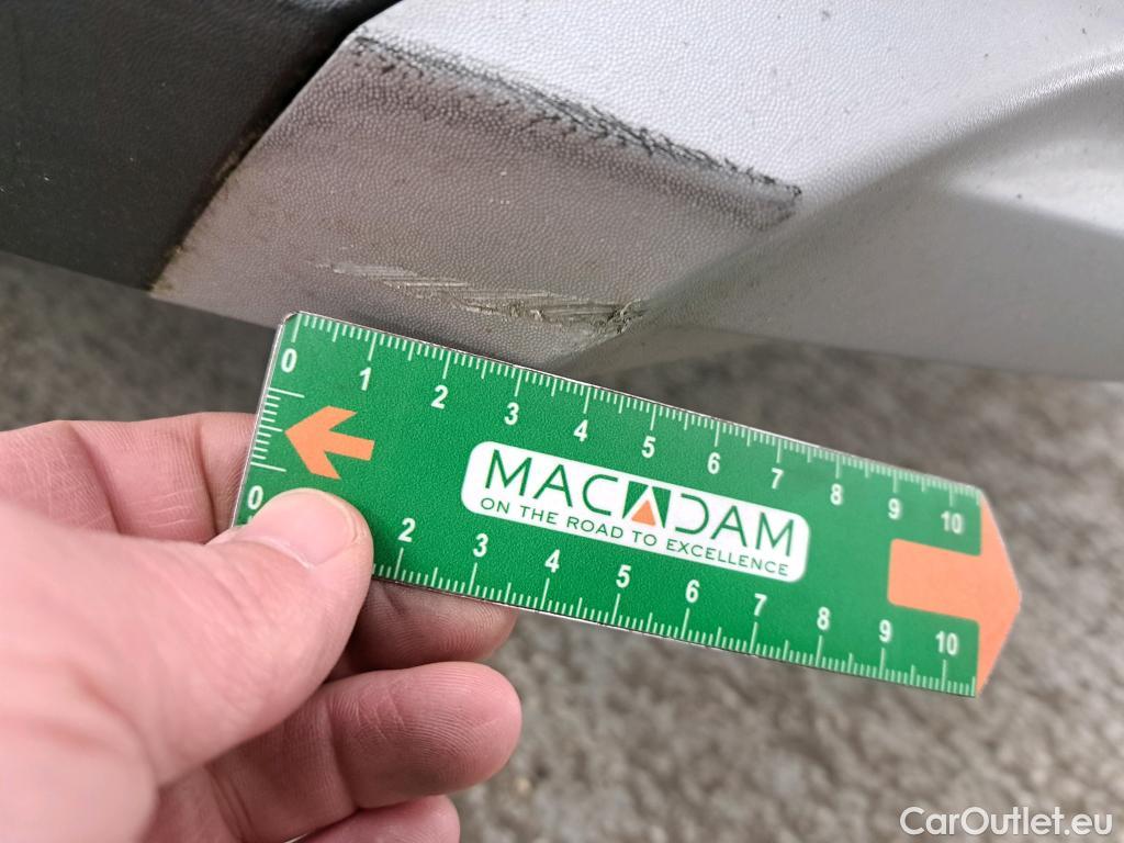  Renault  Captur  II Business 1.5 dCi 115CV BVA7 E6dT #25