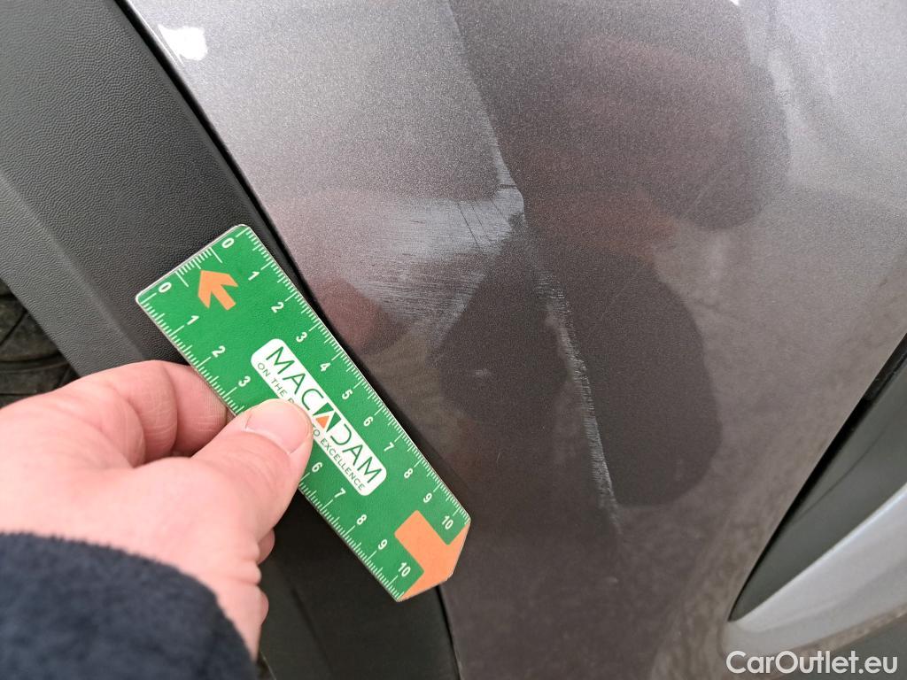  Renault  Captur  II Business 1.5 dCi 115CV BVA7 E6dT #16