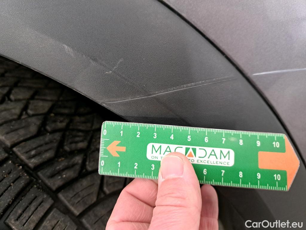  Renault  Captur  II Business 1.5 dCi 115CV BVA7 E6dT #32