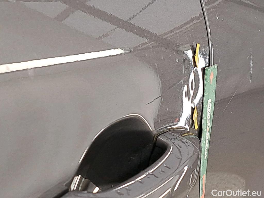  Renault  Captur  II Business 1.5 dCi 115CV BVA7 E6dT #28