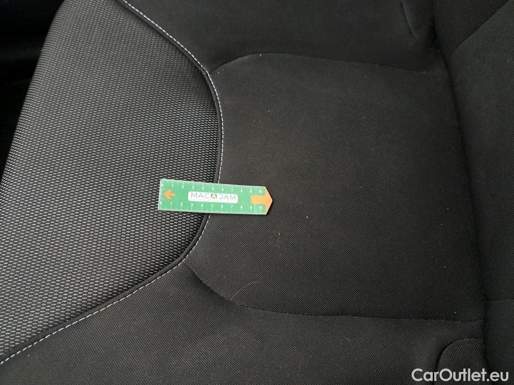  Renault  Clio RENAULT  / 2016 / 5P / Berline &Business TCe 90 #9