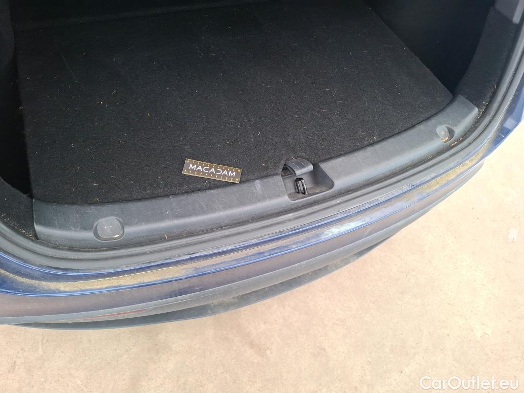  Tesla  Model Y TESLA  / 2020 / 5P / SUV Grand Autonomie Dual Motor AWD #73