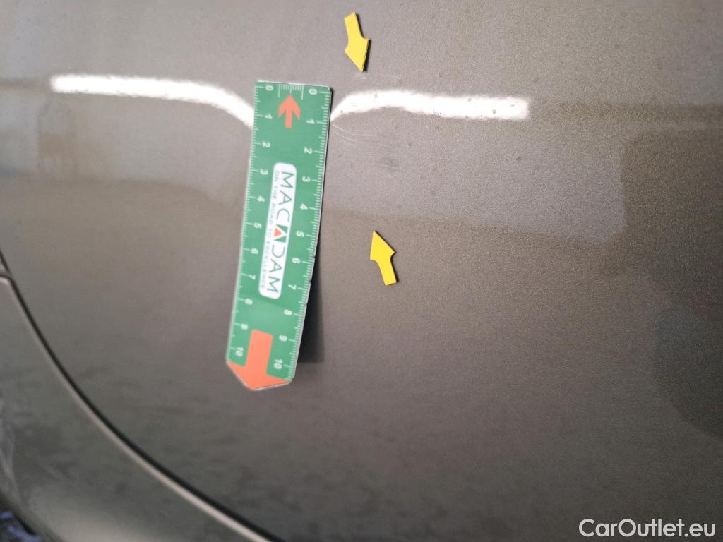  Toyota  Yaris TOYOTA  Hybride / 2019 / 5P / Berline Hybride 116h Dynamic Business Stage Acad #3