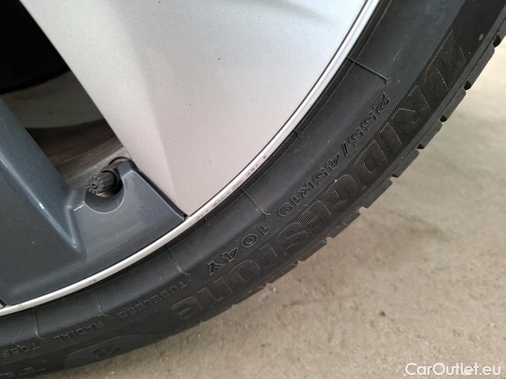  Tesla  Model Y TESLA  / 2020 / 5P / SUV Grand Autonomie Dual Motor AWD #8