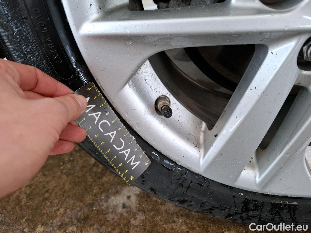  Toyota  Corolla TOYOTA  Touring Sports / 2018 / 5P / Break Hybride 122h Dynamic Business #28