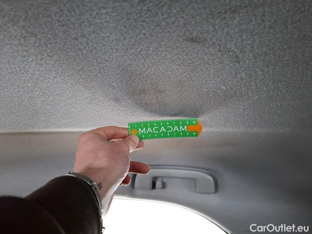  Toyota  Yaris TOYOTA  Hybride / 2019 / 5P / Berline Hybride 116h Dynamic Business Beyond Zer #18