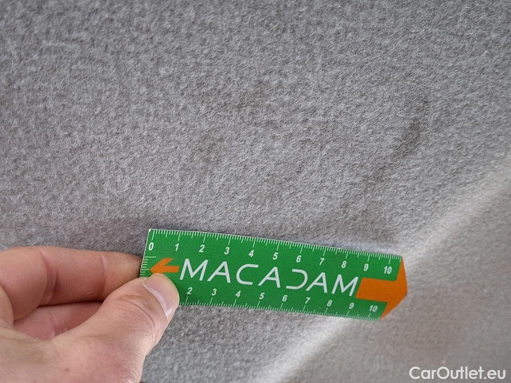  Toyota  Yaris TOYOTA  Hybride / 2019 / 5P / Berline Hybride 116h Dynamic Business Beyond Zer #19