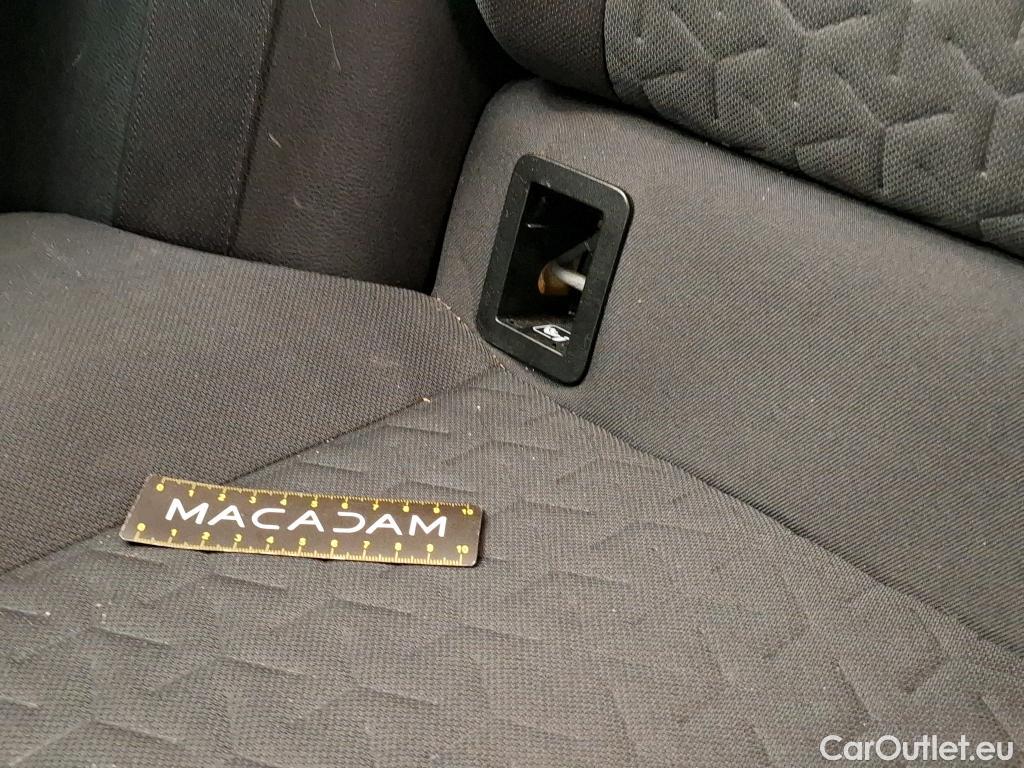  Toyota  Corolla TOYOTA  Touring Sports / 2018 / 5P / Break Hybride 122h Dynamic Business #44