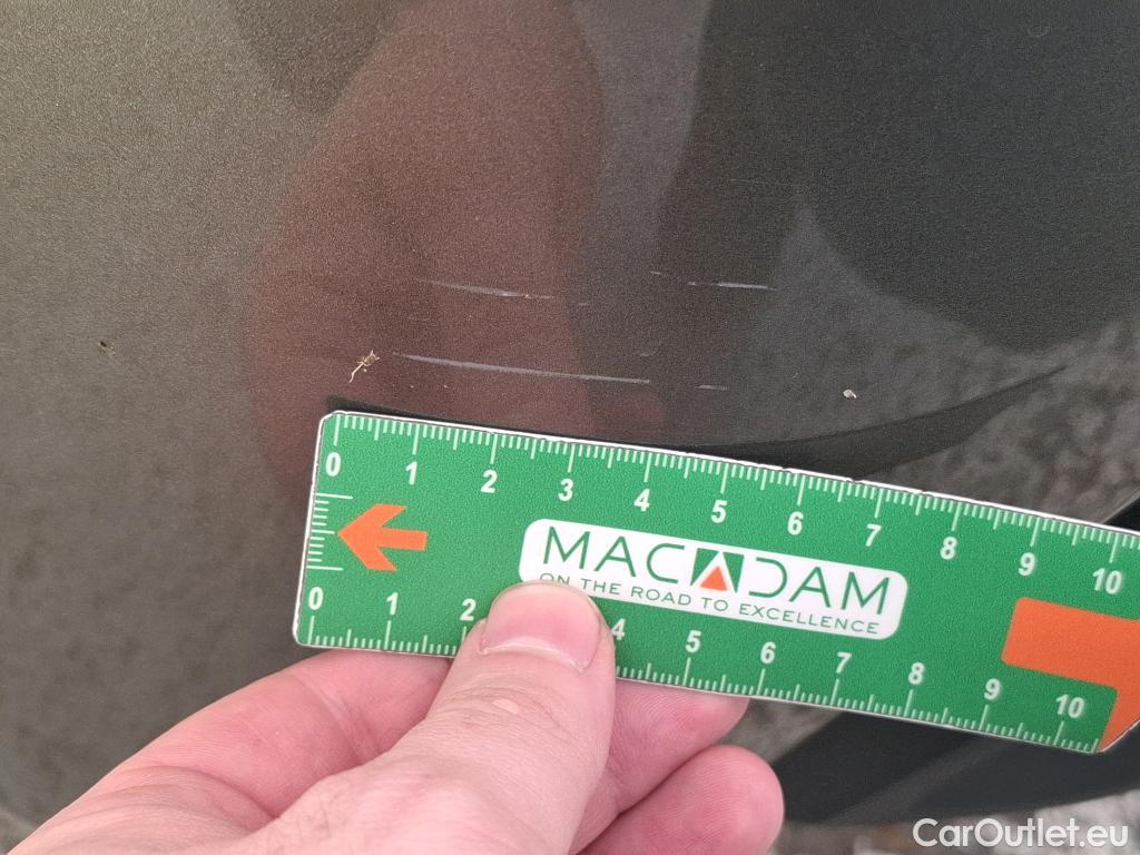  Toyota  Yaris TOYOTA  Hybride / 2019 / 5P / Berline Hybride 116h Dynamic Business Stage Acad #12