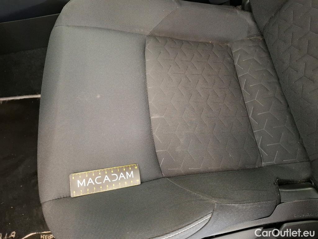  Toyota  Corolla TOYOTA  Touring Sports / 2018 / 5P / Break Hybride 122h Dynamic Business #36