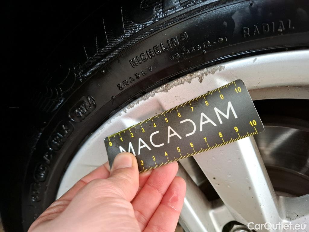  Toyota  Corolla TOYOTA  Touring Sports / 2018 / 5P / Break Hybride 122h Dynamic Business #19