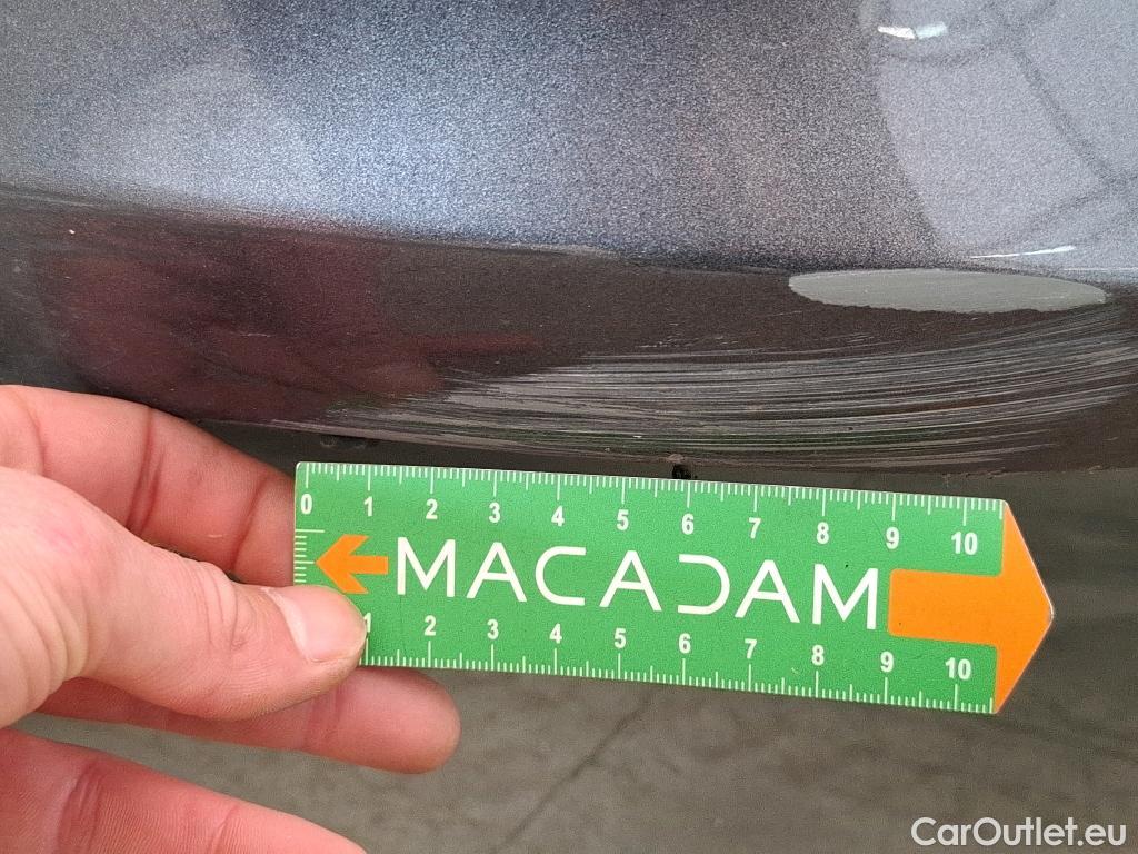  Toyota  Yaris TOYOTA  Hybride / 2019 / 5P / Berline Hybride 116h Dynamic Business Beyond Zer #2