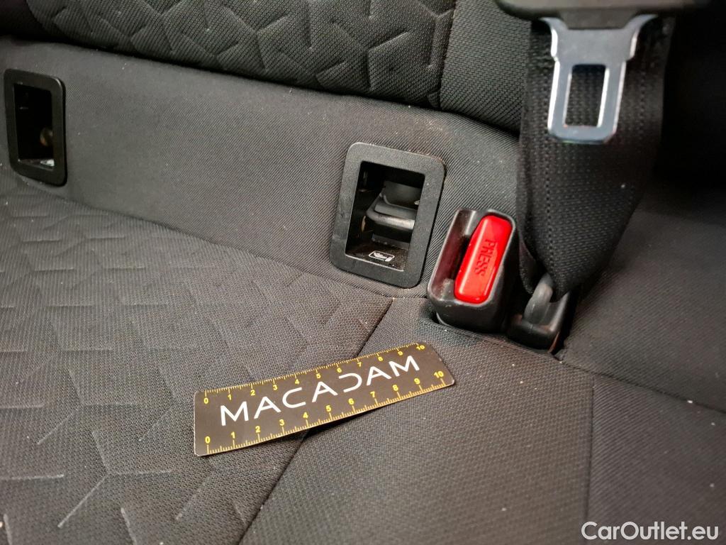  Toyota  Corolla TOYOTA  Touring Sports / 2018 / 5P / Break Hybride 122h Dynamic Business #42