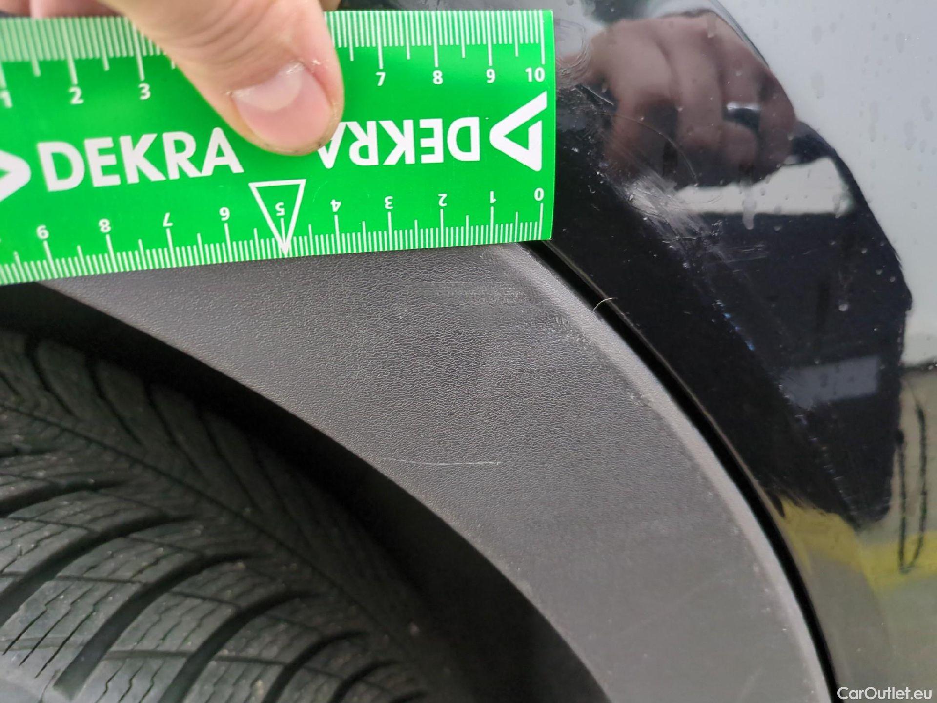  Volvo  XC 40 VOLVO XC40 / 2022 / 5P / SUV Recharge T4 211 DCT7 Start #46