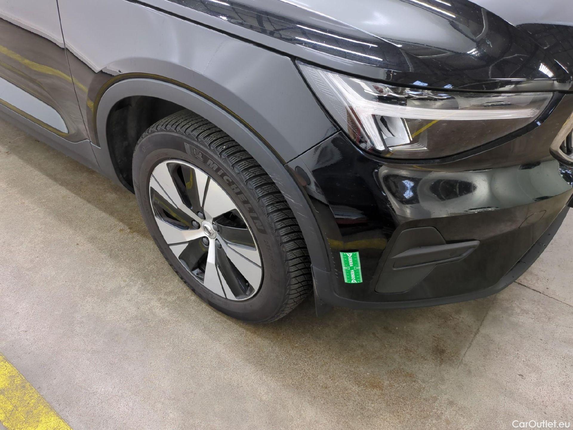  Volvo  XC 40 VOLVO XC40 / 2022 / 5P / SUV Recharge T4 211 DCT7 Start #26