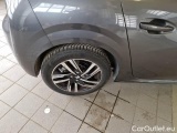  Peugeot  208 PEUGEOT  / 2019 / 5P / BERLINA ALLURE PURETECH 100 EAT8 S/S AUTO #42