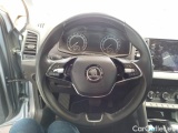  Skoda  Karoq SKODA  / 2017 / 5P / SUV 1.6 TDI SCR EXECUTIVE DSG #81