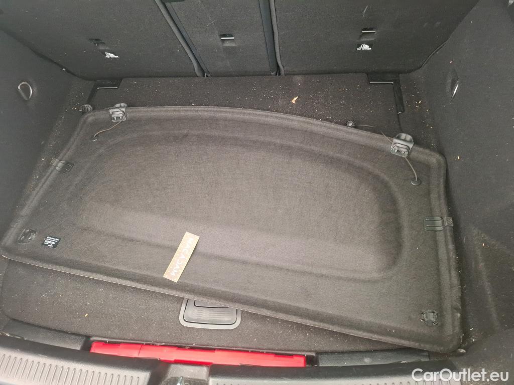  Mercedes  A-Klasse MERCEDES-BENZ Classe A Compact / 2018 / 5P / Berline A 180 Progressive Line 7G-DCT #9