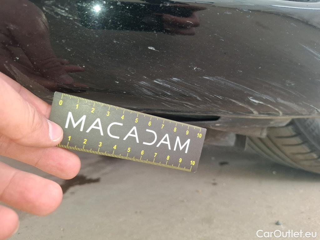  Mercedes  A-Klasse MERCEDES-BENZ Classe A Compact / 2018 / 5P / Berline A 180 Progressive Line 7G-DCT #30