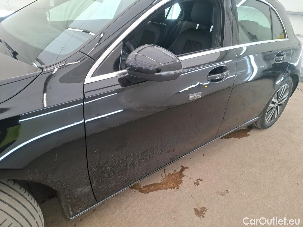  Mercedes  A-Klasse MERCEDES-BENZ Classe A Compact / 2018 / 5P / Berline A 180 Progressive Line 7G-DCT #1