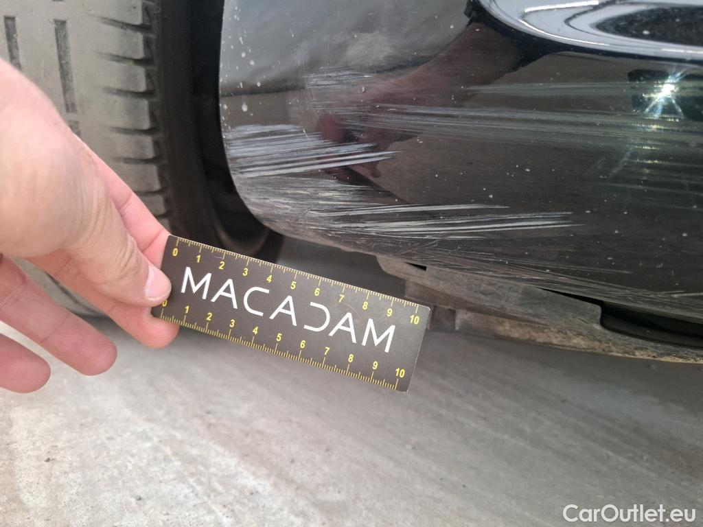  Mercedes  A-Klasse MERCEDES-BENZ Classe A Compact / 2018 / 5P / Berline A 180 Progressive Line 7G-DCT #34