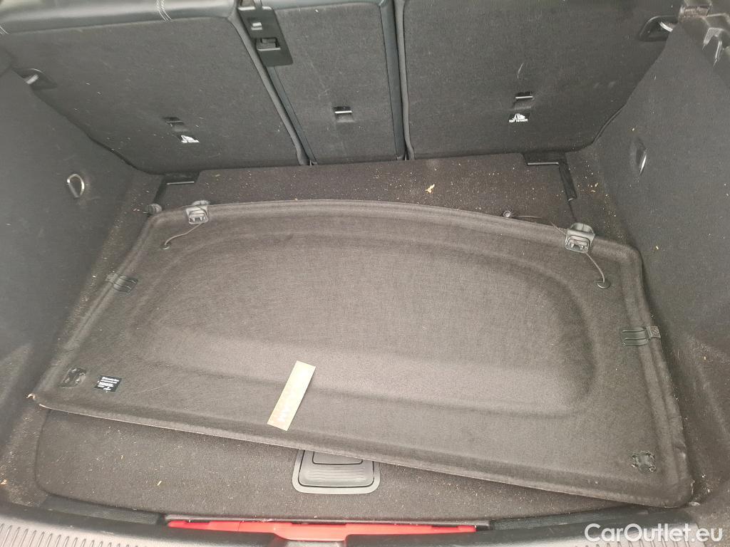  Mercedes  A-Klasse MERCEDES-BENZ Classe A Compact / 2018 / 5P / Berline A 180 Progressive Line 7G-DCT #12