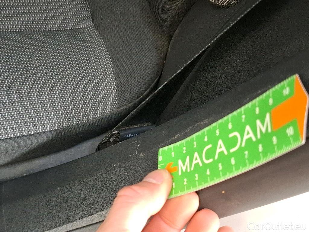  Citroen  C3  Shine Business 1.2 PureTech 110CV BVM6 E6d #13