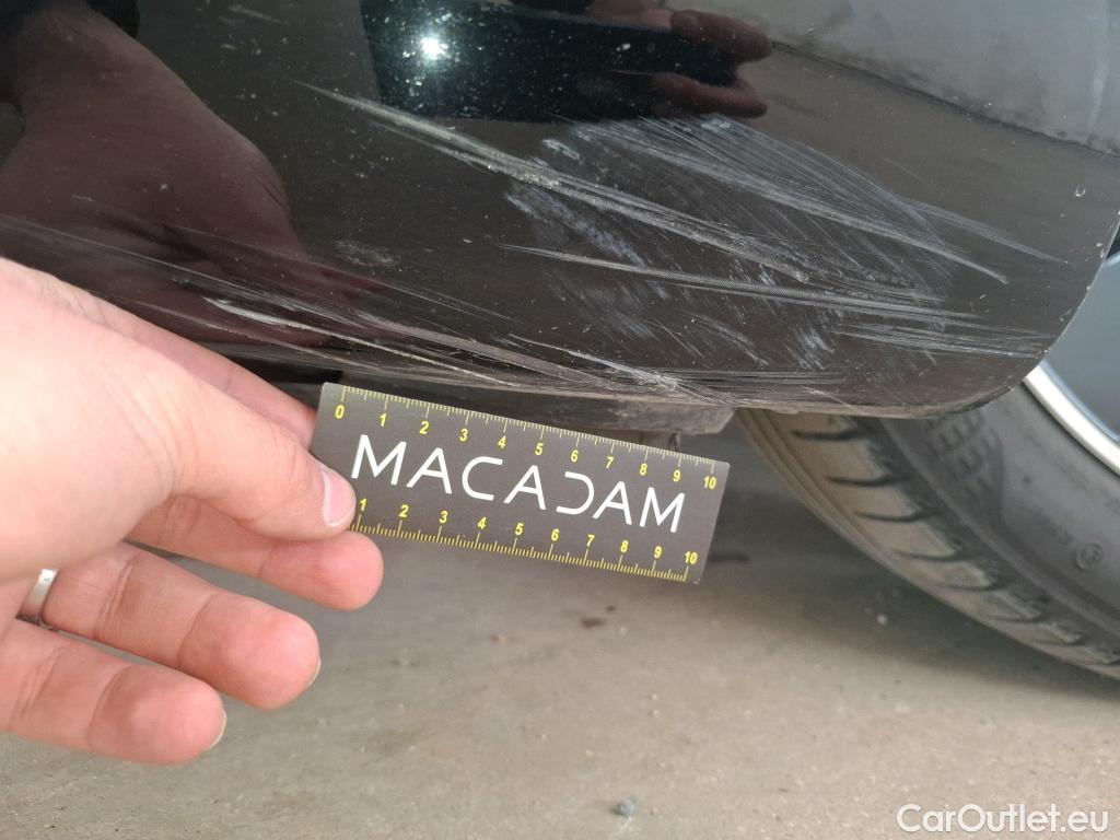  Mercedes  A-Klasse MERCEDES-BENZ Classe A Compact / 2018 / 5P / Berline A 180 Progressive Line 7G-DCT #28