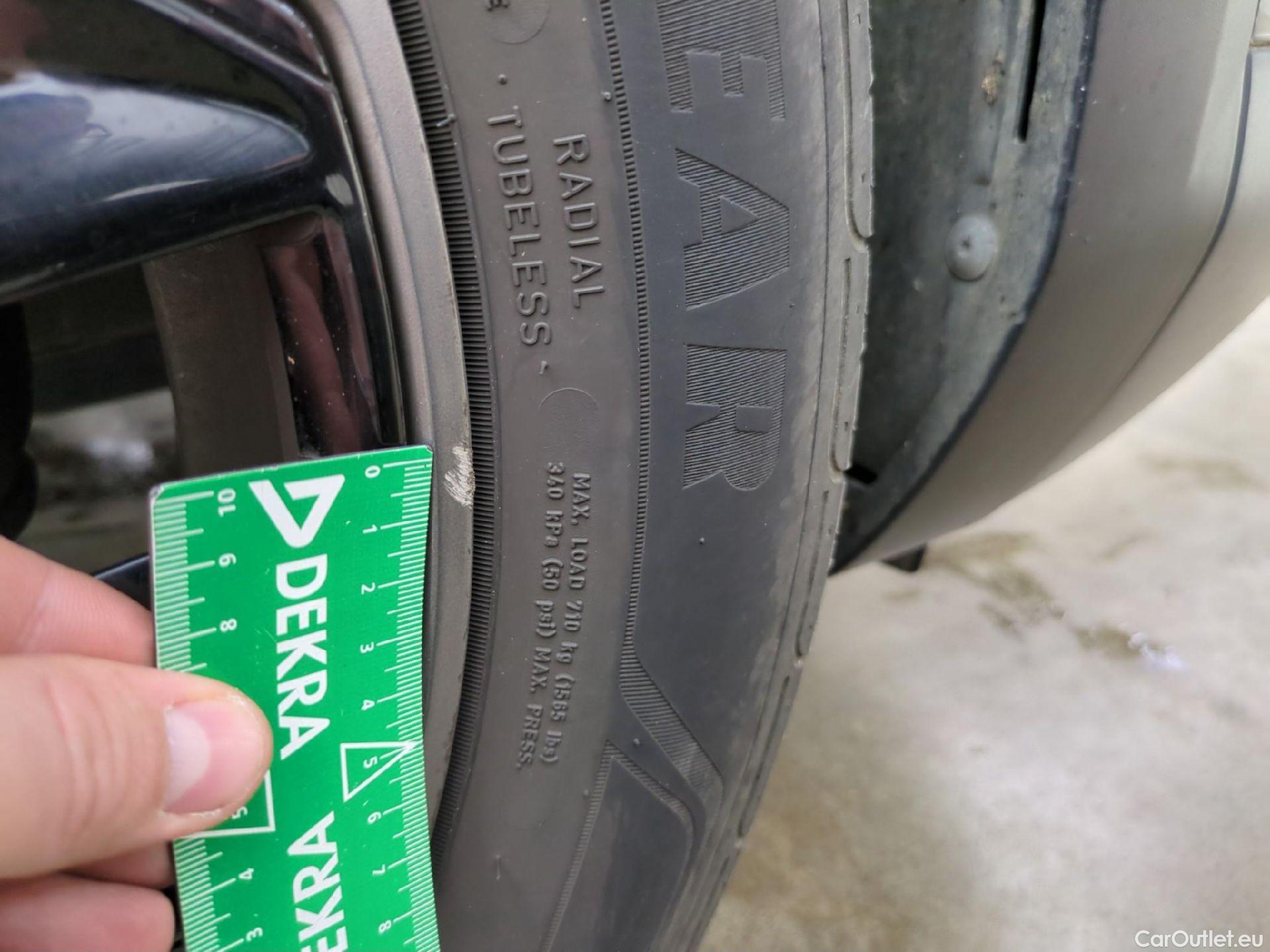  Citroen  C4 CITROEN  X / 2022 / 4P / Berline PureTech 130 S&S EAT8 Feel Pack #5