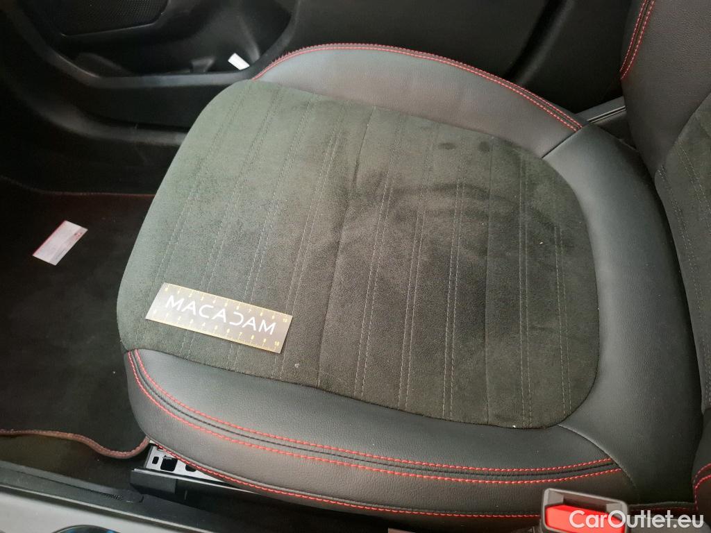  Ford  Kuga FORD  / 2019 / 5P / SUV 2.5 Duratec 190 FHEV eCVT I-AWDSt Line X #4