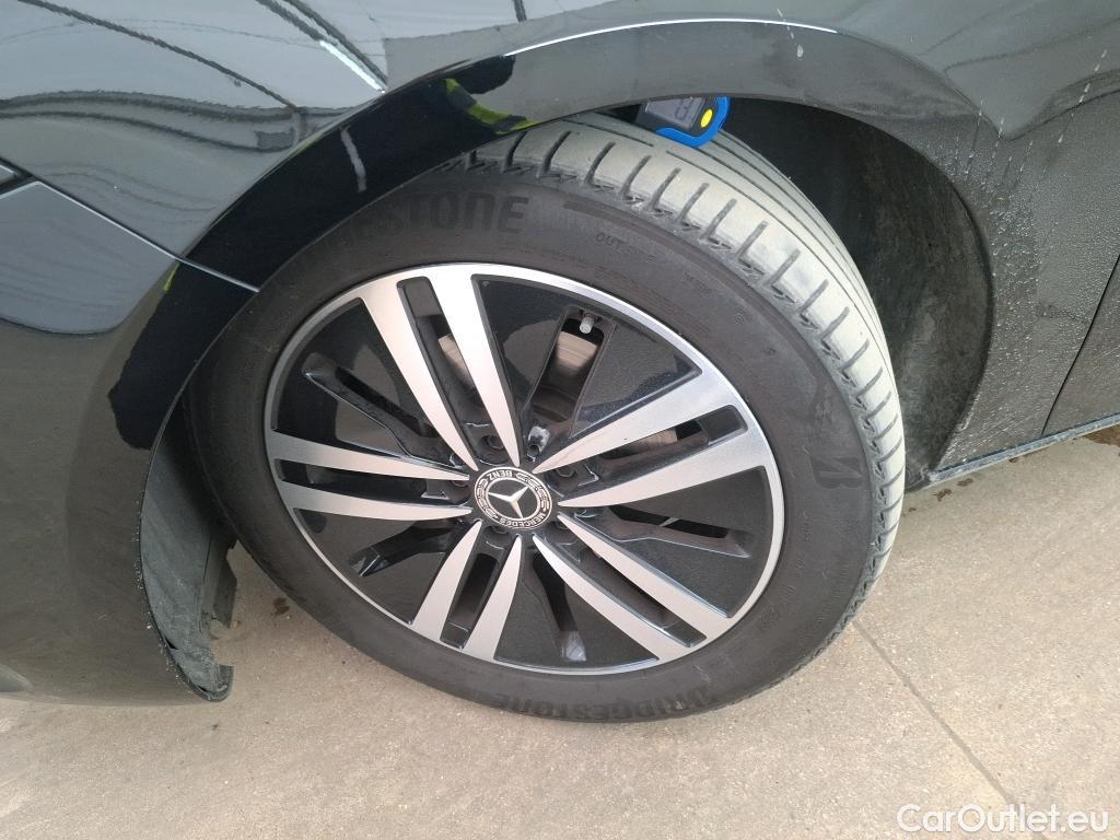  Mercedes  A-Klasse MERCEDES-BENZ Classe A Compact / 2018 / 5P / Berline A 180 Progressive Line 7G-DCT #37