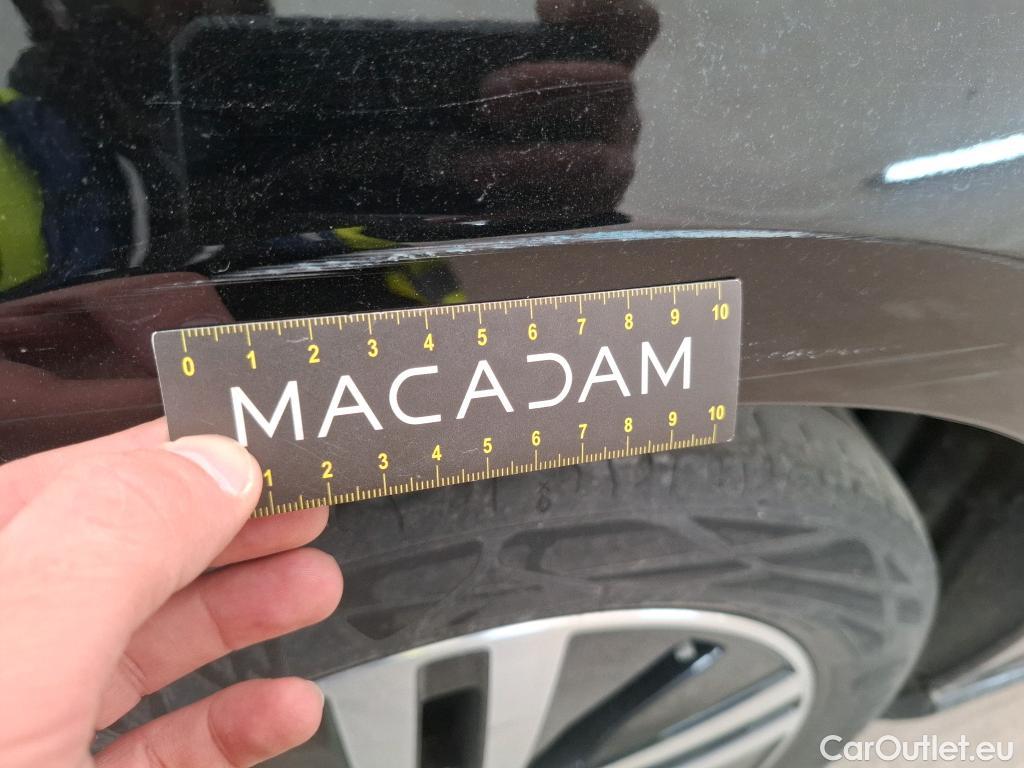  Mercedes  A-Klasse MERCEDES-BENZ Classe A Compact / 2018 / 5P / Berline A 180 Progressive Line 7G-DCT #20