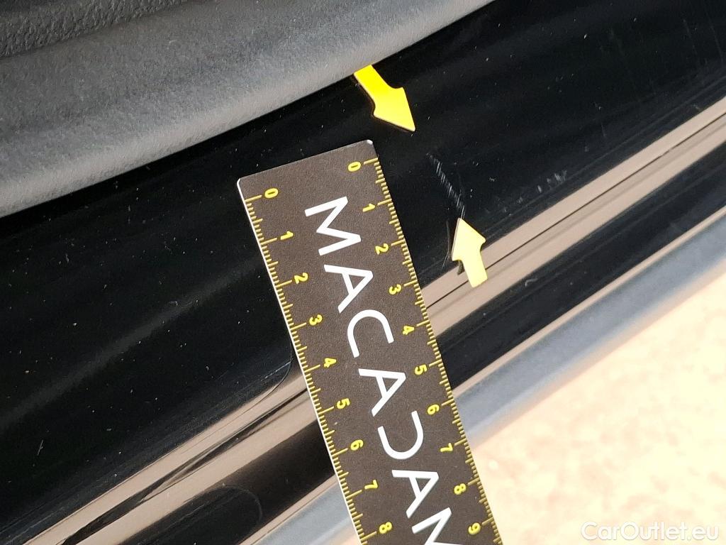  Mercedes  GLA MERCEDES-BENZ  / 2020 / 5P / SUV  250 e AMG LINE DCT #37