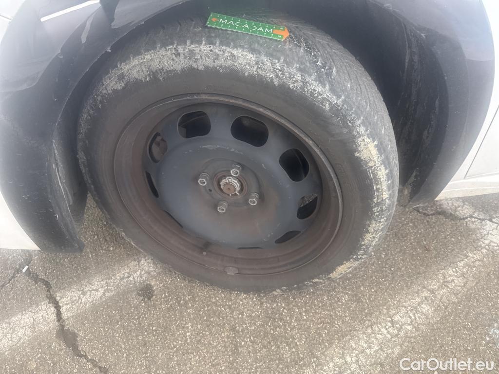  Peugeot  208  (e-) Active Business 50kWh BVA #16