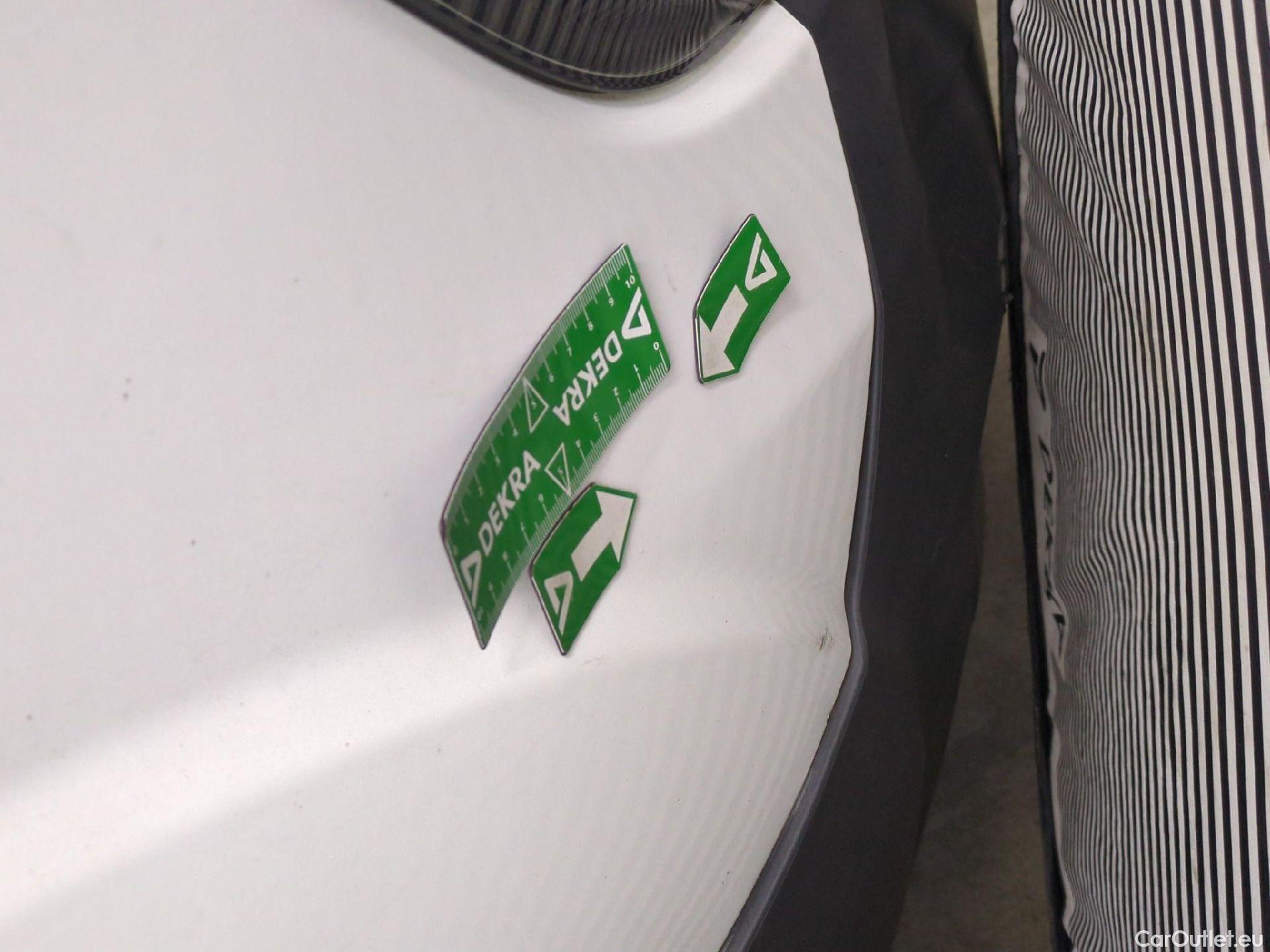  Peugeot  Boxer PEUGEOT  Chassis Cabine DC VU 4p Châssis double cabi BLUEHDI 130 PRO SR 435 L3 #46