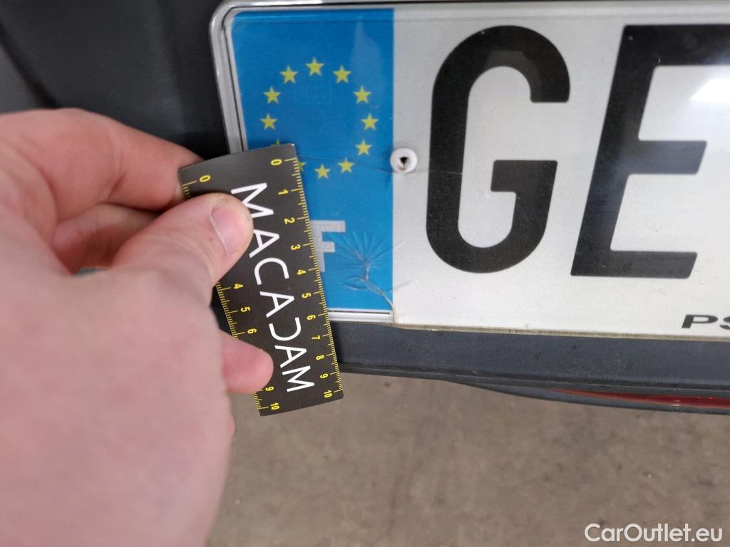  Peugeot  208  Premium 1.5 HDi 100CV BVM6 E6d #19