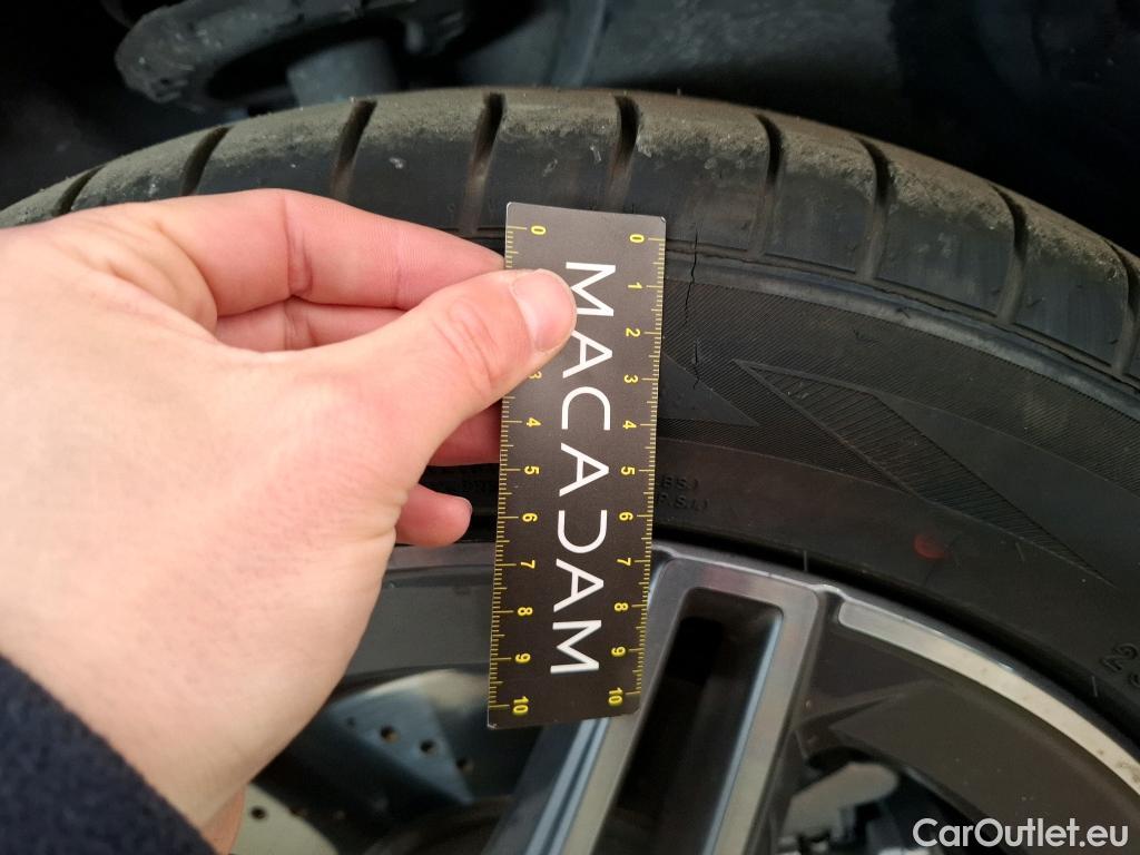  Mercedes  GLA MERCEDES-BENZ  / 2020 / 5P / SUV  250 e AMG LINE DCT #5