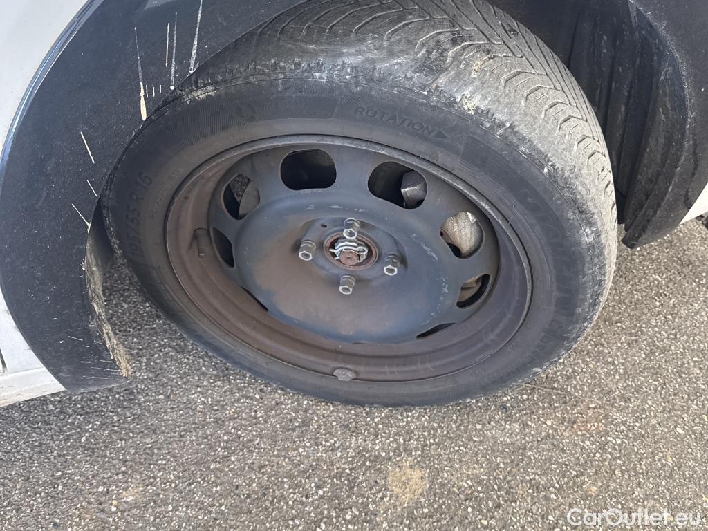  Peugeot  208  (e-) Active Business 50kWh BVA #12