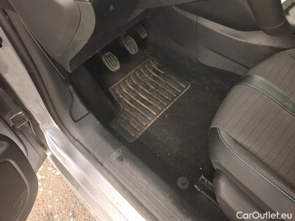  Peugeot  208  Allure Business 1.5 HDi 100CV BVM6 E6d #35