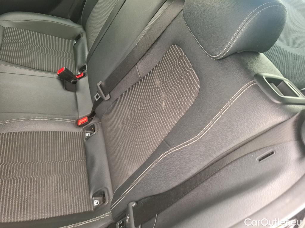  Mercedes  A-Klasse MERCEDES-BENZ Classe A Compact / 2018 / 5P / Berline A 180 Progressive Line 7G-DCT #49