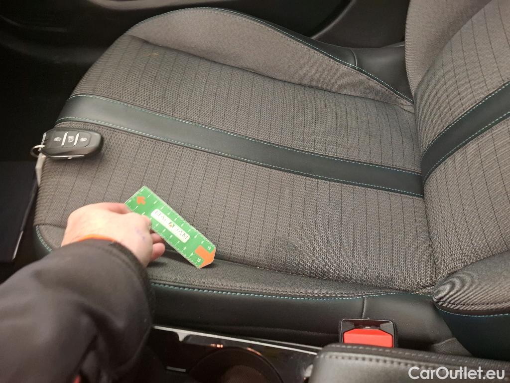  Peugeot  208  Allure Business 1.5 HDi 100CV BVM6 E6d #46