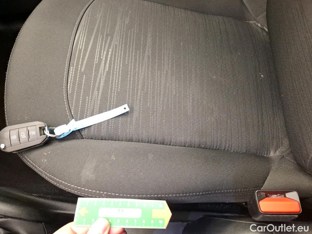  Peugeot  208  Affaire Premium Pack 1.2 80CV BVM5 E6dT #11