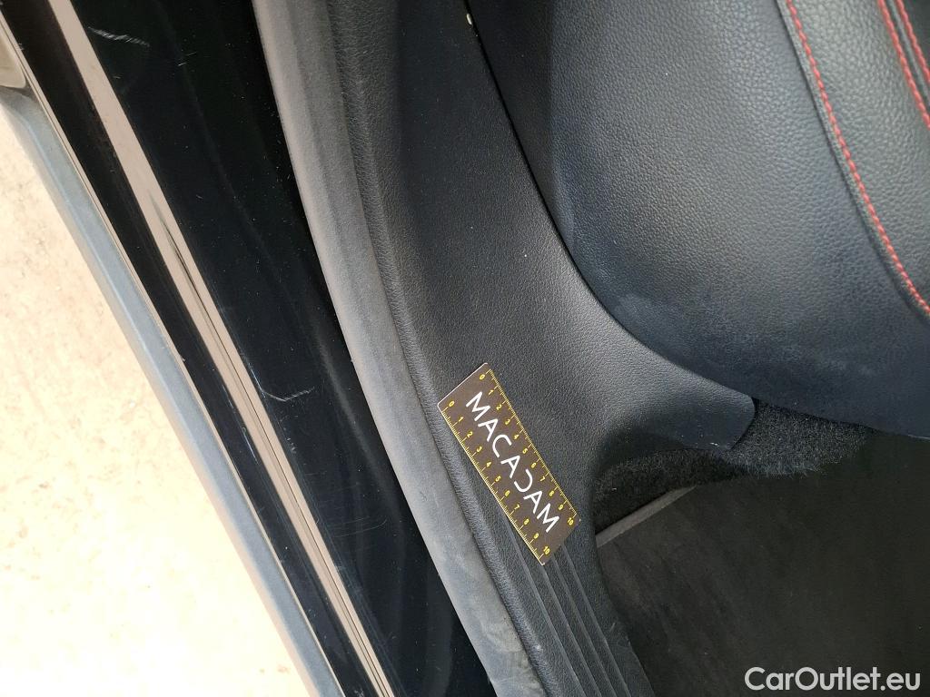  Mercedes  GLA MERCEDES-BENZ  / 2020 / 5P / SUV  250 e AMG LINE DCT #9