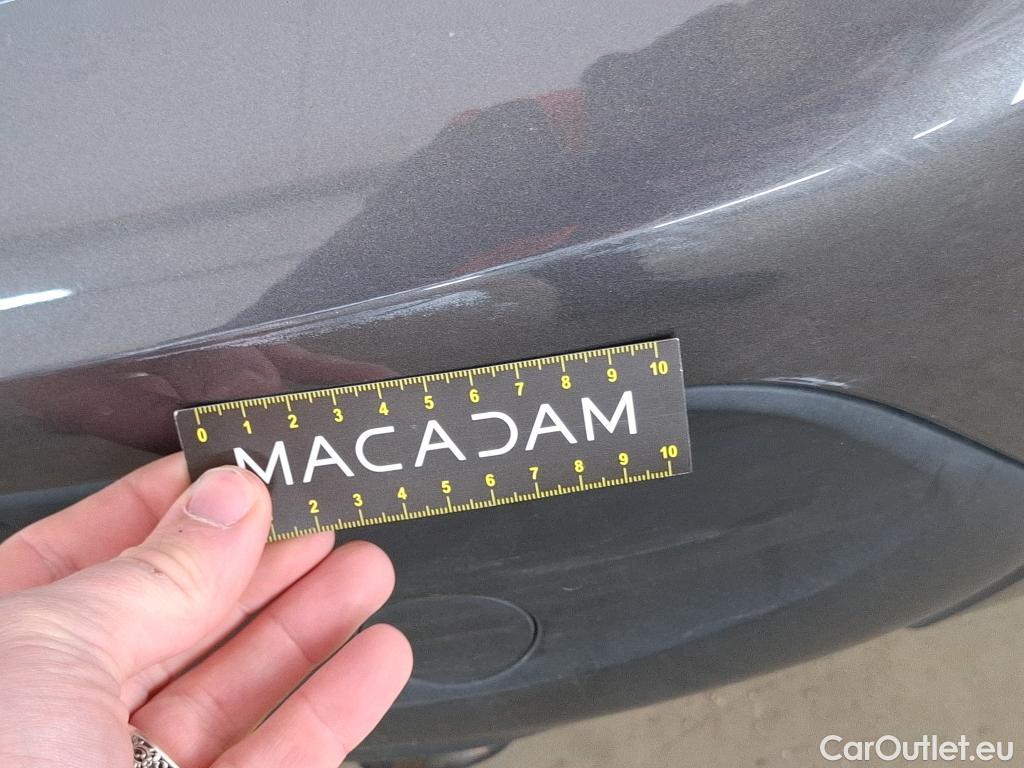  Peugeot  208  Premium 1.5 HDi 100CV BVM6 E6d #17