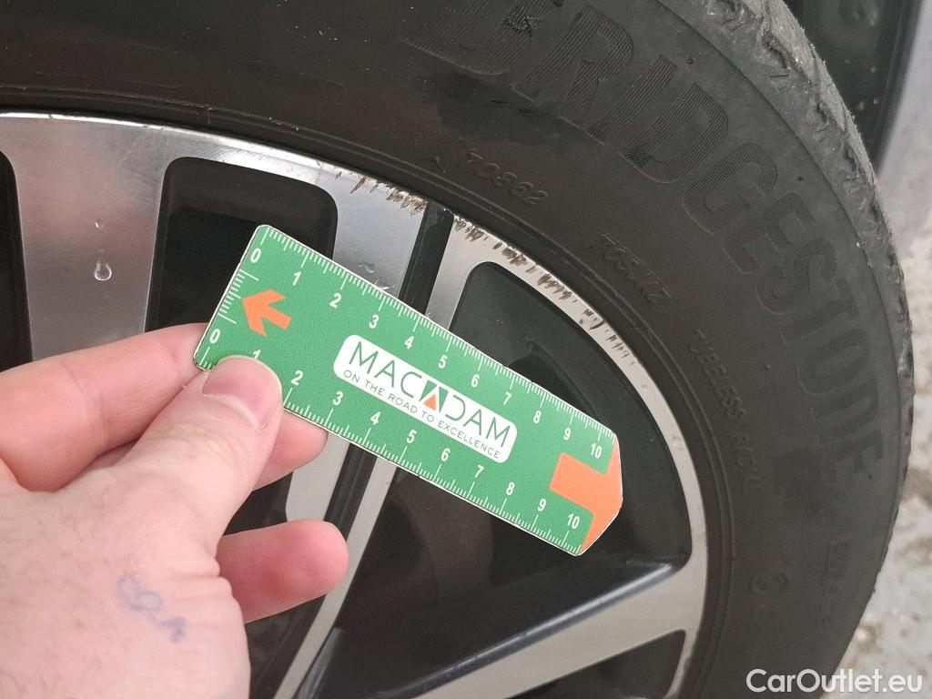  Peugeot  208  Allure Business 1.5 HDi 100CV BVM6 E6d #33