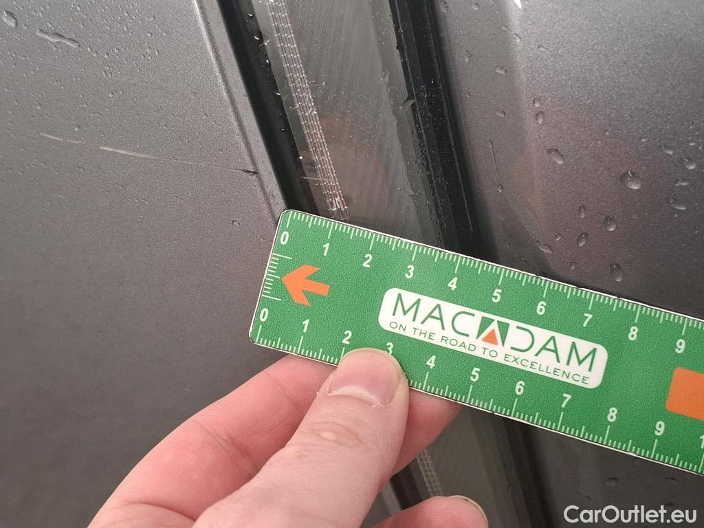  Peugeot  208  Allure Business 1.5 HDi 100CV BVM6 E6d #40