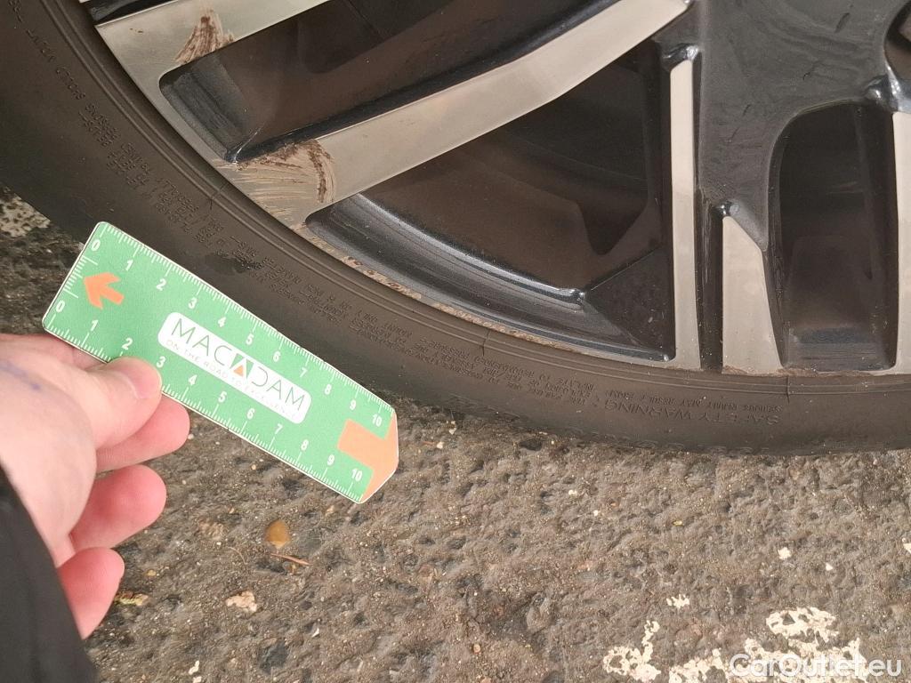  Peugeot  208  Allure Business 1.5 HDi 100CV BVM6 E6d #34