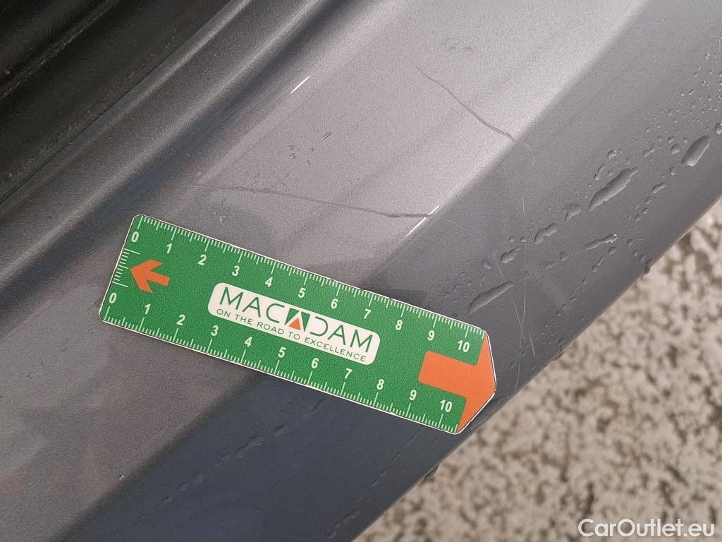  Peugeot  208  Allure Business 1.5 HDi 100CV BVM6 E6d #17