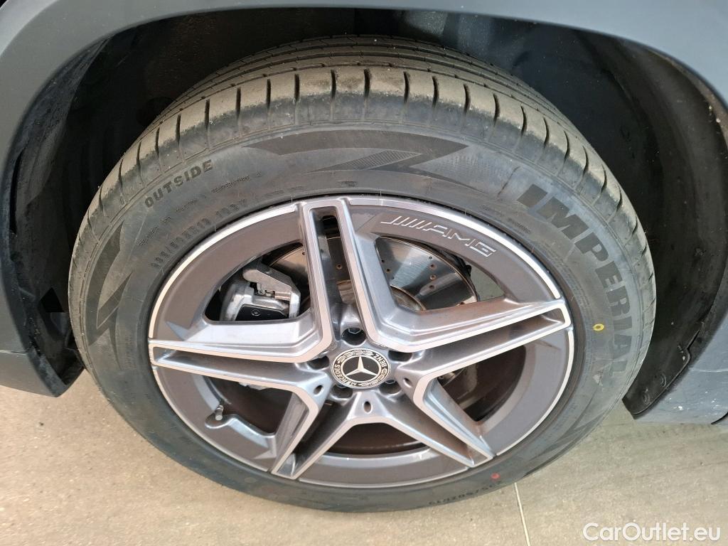  Mercedes  GLA MERCEDES-BENZ  / 2020 / 5P / SUV  250 e AMG LINE DCT #49